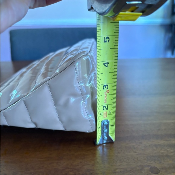 NWT Think Royln Quilted Women's Bag With Pouch - Picture 6 of 15